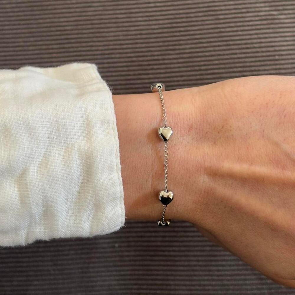 Silver heart bracelet with adjustable - Picture 1 of 2